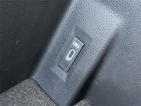 Used 2022 Volkswagen Atlas SEL Premium image 41