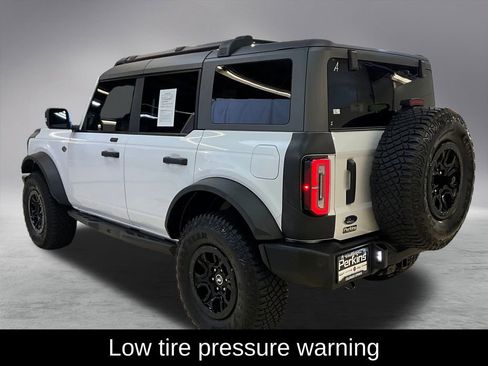 Used 2023 Ford Bronco Wildtrak image 5