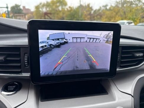 Used 2023 Ford Explorer XLT w/ Equipment Group 202A image 18