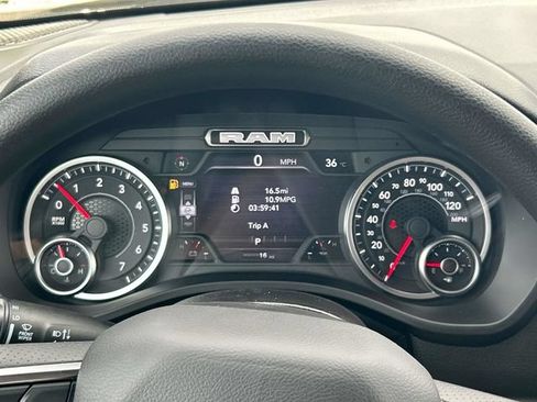 New 2027 RAM 1500 Express AWD/4WD image 31