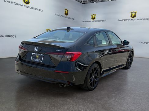 Used 2025 Honda Civic Sport image 5
