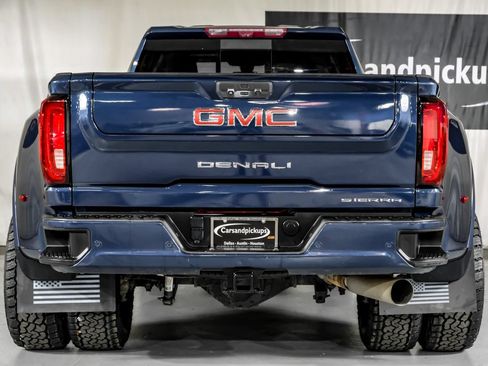 Used 2022 GMC Sierra 3500 Denali w/ Denali Ultimate Package AWD/4WD image 10