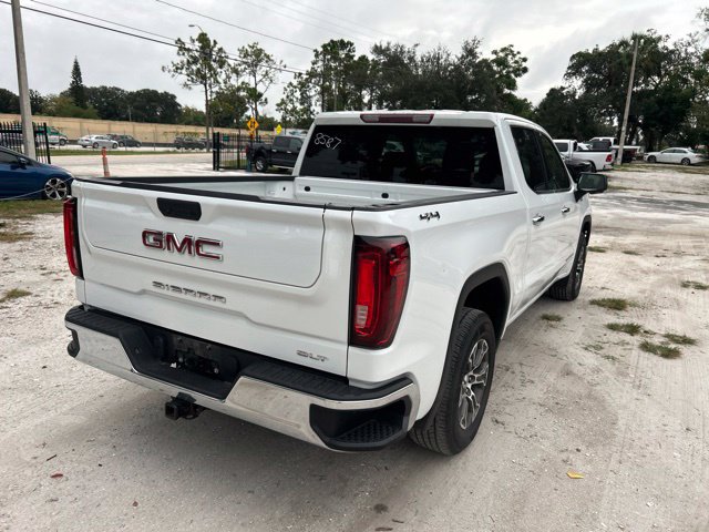 Used 2024 GMC Sierra 1500 SLT AWD/4WD image 4
