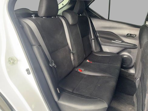 Used 2024 Nissan Kicks S image 23