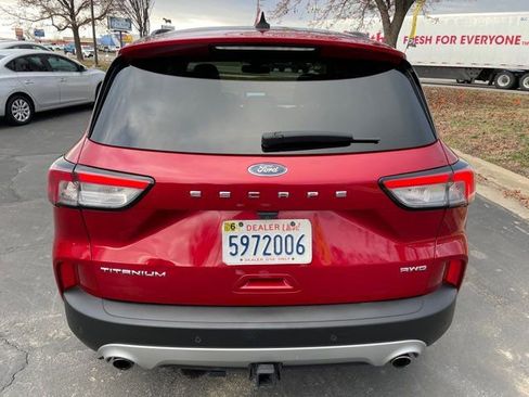 Used 2021 Ford Escape Titanium w/ Class II Trailer Tow Package image 31