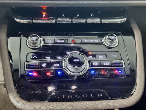 Used 2020 Lincoln Corsair Reserve w/ Equipment Group 201A FWD image 24