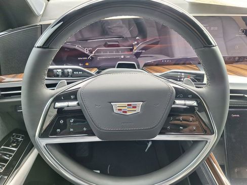 New 2026 Cadillac Escalade Platinum Luxury w/ LPO, Radiant Package image 16