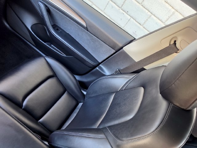 Used 2022 Tesla Model 3 Long Range AWD/4WD image 33