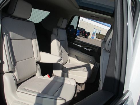 Used 2023 GMC Yukon Denali image 25