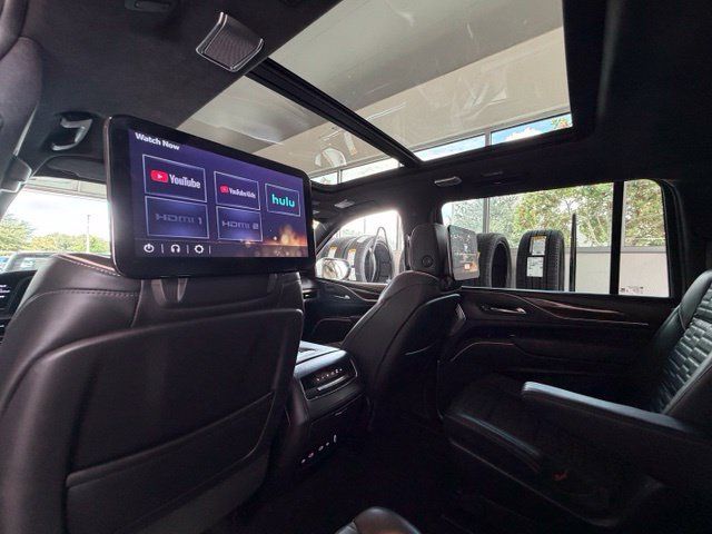 Used 2023 Cadillac Escalade ESV Premium Luxury Platinum AWD/4WD image 29