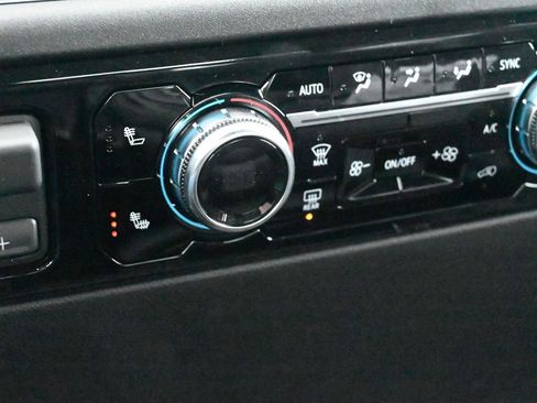 New 2026 GMC Sierra 3500 SLT image 22