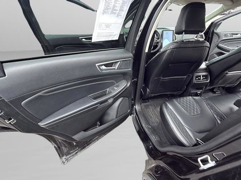 Certified 2024 Ford Edge Titanium AWD/4WD image 12