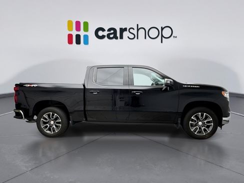 Used 2022 Chevrolet Silverado 1500 LT AWD/4WD image 6