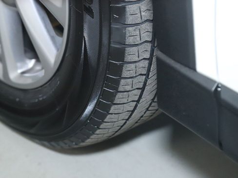 Used 2023 MAZDA CX-5 AWD 2.5 S w/ Select Package image 36