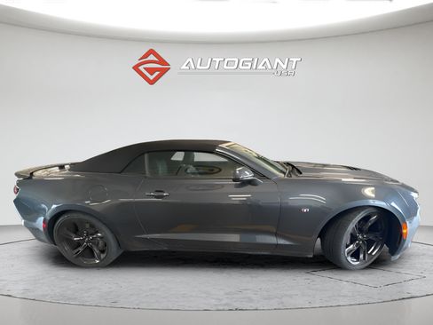 Used 2020 Chevrolet Camaro SS RWD image 5