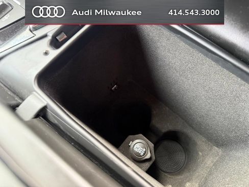 Used 2021 Maserati Levante AWD/4WD image 29