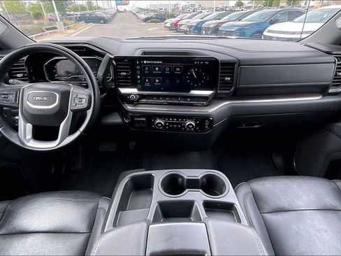 Used 2025 GMC Sierra 1500 SLT image 15