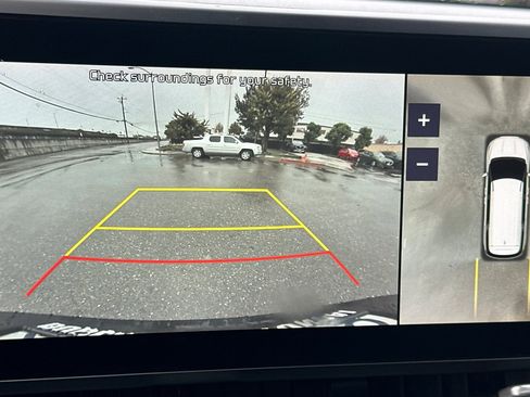 Used 2022 Kia Carnival SX Prestige image 22