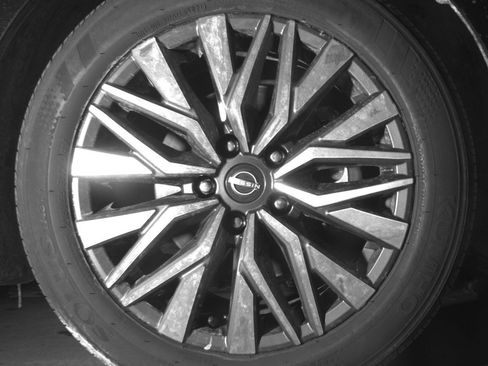 Used 2025 Nissan Altima 2.5 SV image 13