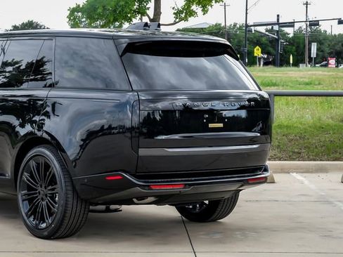 New 2026 Land Rover Range Rover SE AWD/4WD image 16
