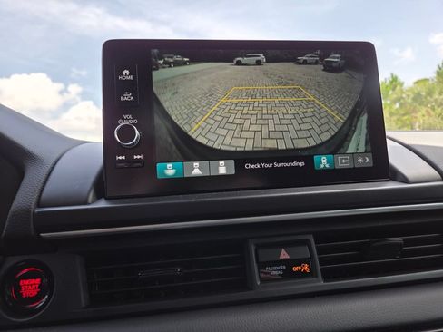 Used 2025 Honda Pilot EX-L image 35