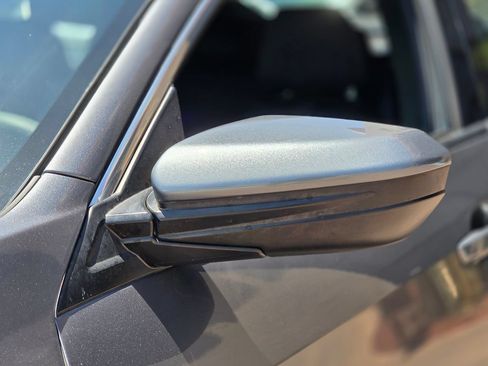 Used 2018 Honda Civic EX image 8