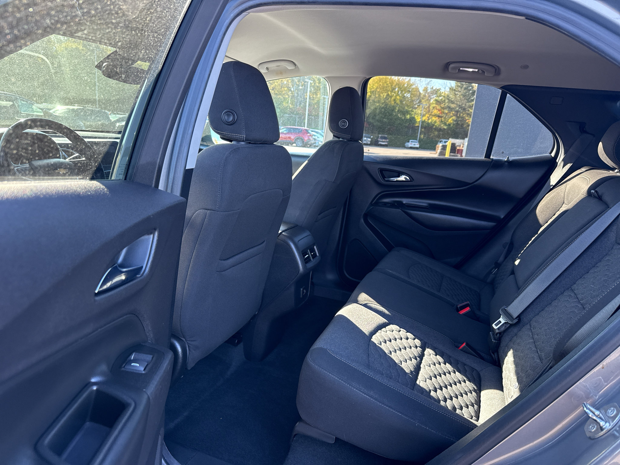 Used 2019 Chevrolet Equinox LT AWD/4WD image 12