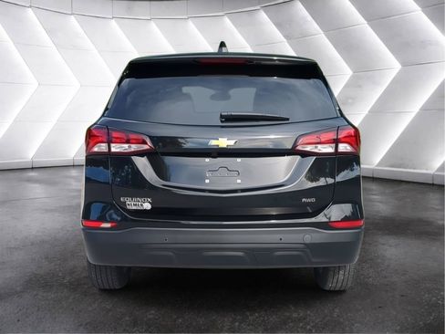 Used 2023 Chevrolet Equinox LS w/ LS Convenience Package AWD/4WD image 4