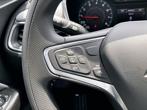 Used 2024 Chevrolet Equinox LS FWD image 22