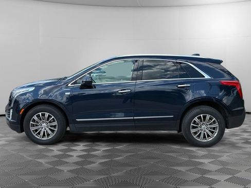 Used 2017 Cadillac XT5 Luxury w/ Driver Awareness Package AWD/4WD image 2