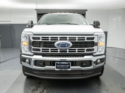 New 2026 Ford F550 2WD Crew Cab Super Duty image 9