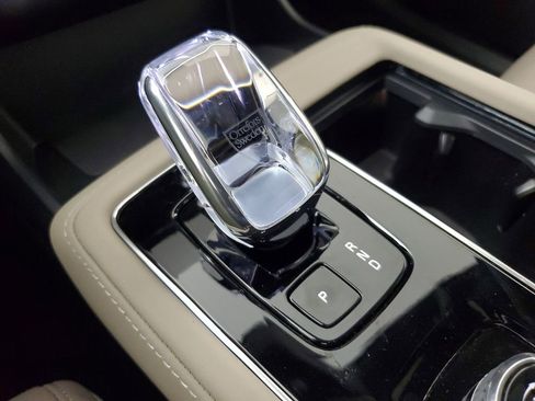 New 2026 Volvo XC90 T8 Ultra w/ Protection Package Premier AWD/4WD image 33