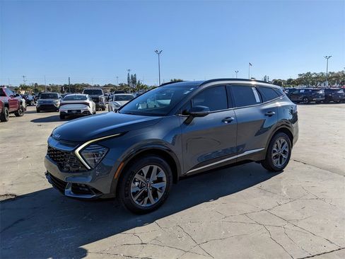 Certified 2025 Kia Sportage SX Prestige image 5