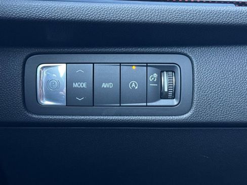 Certified 2026 Chevrolet Traverse Z71 w/ Enhanced Driving Package AWD/4WD image 34