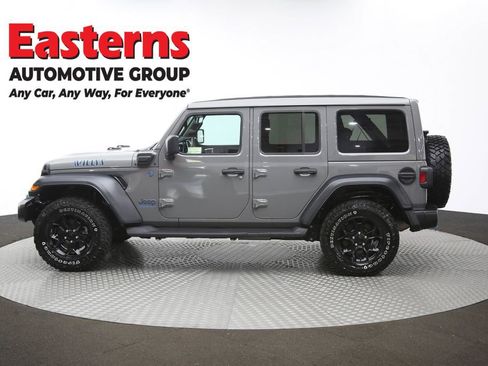 Used 2023 Jeep Wrangler Unlimited w/ Sun & Screen Package image 67