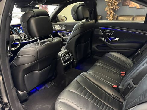 Used 2017 Mercedes-Benz S 550 4MATIC Sedan image 49