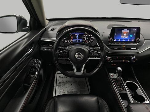 Used 2024 Nissan Altima 2.5 SR image 13