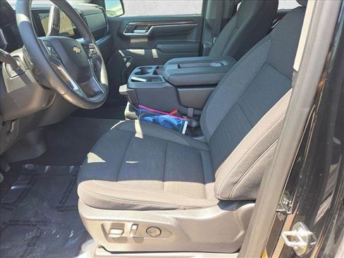 Used 2024 Chevrolet Silverado 1500 LT RWD image 16