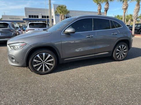 Used 2023 Mercedes-Benz GLA 250 w/ Premium Package image 3
