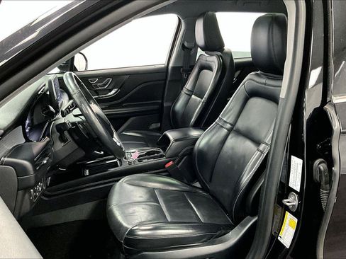 Used 2021 Lincoln Corsair AWD w/ Premium Package image 24