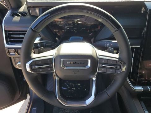 New 2026 GMC Yukon Denali w/ Denali Reserve Package AWD/4WD image 21