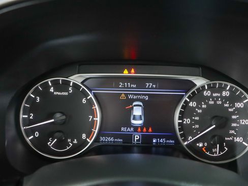 Used 2023 Nissan Altima 2.5 SR FWD image 13