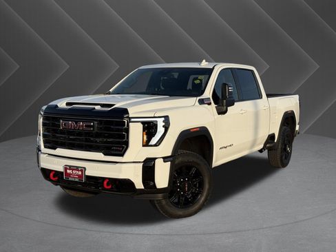 Used 2025 GMC Sierra 2500 AT4 image 2