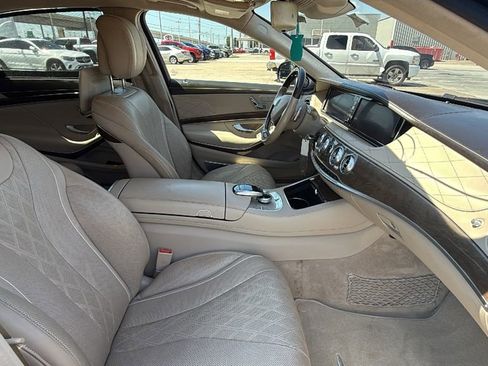 Used 2015 Mercedes-Benz S 550 4MATIC Sedan image 32