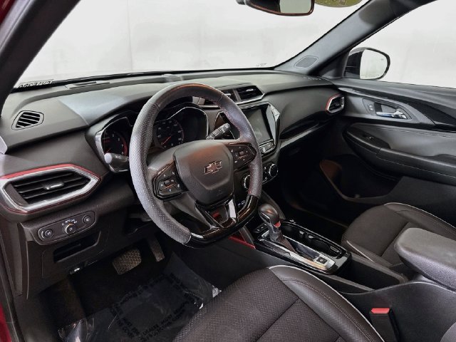 Used 2023 Chevrolet TrailBlazer RS w/ Convenience Package FWD image 10