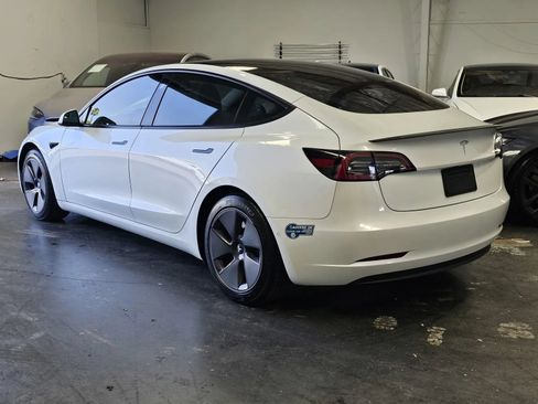 Used 2021 Tesla Model 3 Standard Range Plus RWD image 2