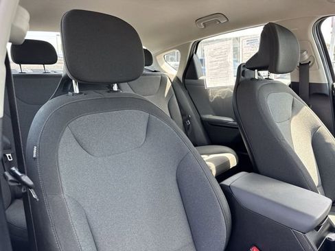 Used 2025 Kia K4 FWD image 22