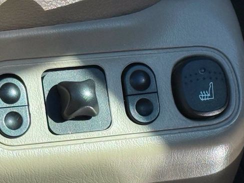 Used 2006 Ford F350 Lariat AWD/4WD image 11