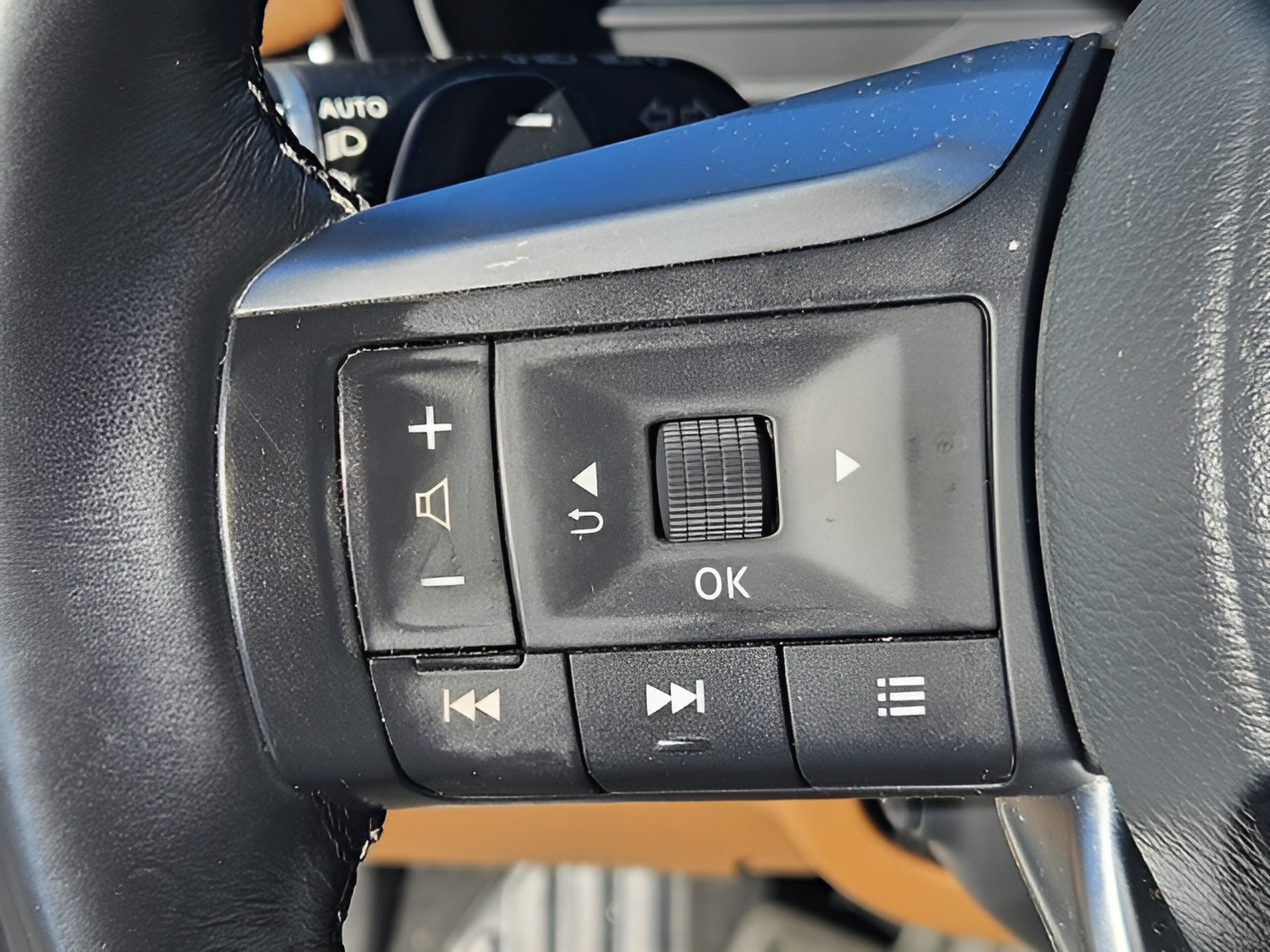 Certified 2025 INFINITI QX60 Sensory w/ Vision Package AWD/4WD image 25