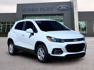 Used 2020 Chevrolet Trax LS w/ Tint and Cruise Package FWD video 1